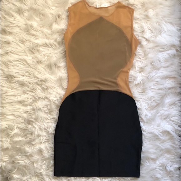 Lurelly Dress - Picture 3 of 3